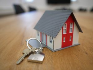 rental houses and keys